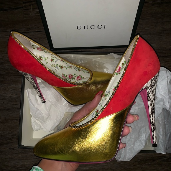 Gorgeous Custom Design Authentic Gucci Heels - Picture 5 of 8